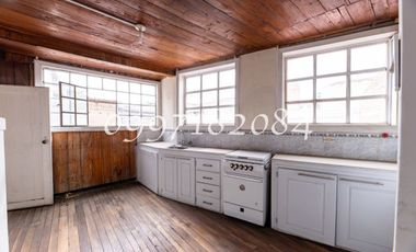 EN VENTA, AMPLIA PROPIEDAD EN EL CENTRO HISTÓRICO, GRAN POTENCIAL.