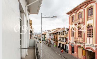 EN VENTA, AMPLIA PROPIEDAD EN EL CENTRO HISTÓRICO, GRAN POTENCIAL.