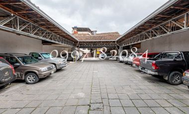 EN VENTA, AMPLIA PROPIEDAD EN EL CENTRO HISTÓRICO, GRAN POTENCIAL.