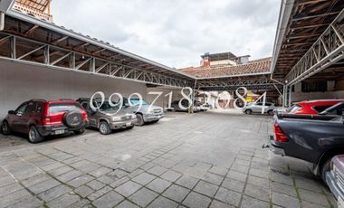 EN VENTA, AMPLIA PROPIEDAD EN EL CENTRO HISTÓRICO, GRAN POTENCIAL.