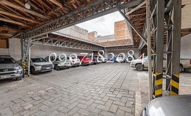 EN VENTA, AMPLIA PROPIEDAD EN EL CENTRO HISTÓRICO, GRAN POTENCIAL.