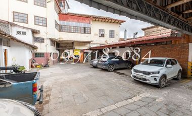 EN VENTA, AMPLIA PROPIEDAD EN EL CENTRO HISTÓRICO, GRAN POTENCIAL.