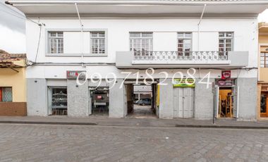 EN VENTA, AMPLIA PROPIEDAD EN EL CENTRO HISTÓRICO, GRAN POTENCIAL.