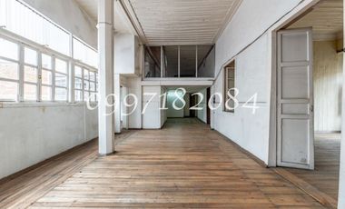 EN VENTA, AMPLIA PROPIEDAD EN EL CENTRO HISTÓRICO, GRAN POTENCIAL.