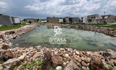 CASA EN VENTA EN GARDENIAS, ZIRÁNDARO