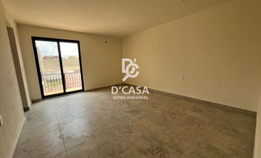 CASA EN VENTA EN GARDENIAS, ZIRÁNDARO