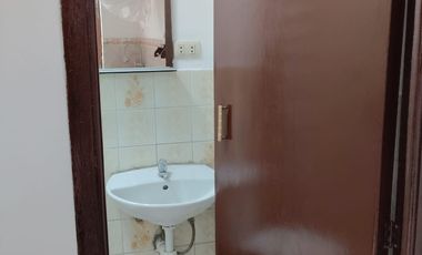 ALQUILER MINI DPTO 25 m2 X AV AYACUCHO URB VISTA ALEGRE SURCO