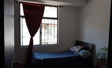 SE VENDE CASA CON 2 APARTAMENTOS INDEPENDIENTES