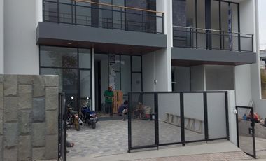 RUMAH BARU MODERN MINIMALIS MEWAH DI SETRA DUTA. BANDUNG UTARA.