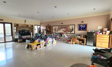 Dijual Rumah di Puri Indah LT 450 terletak di Salah Satu Blok dengan Row Jalan Terlebar