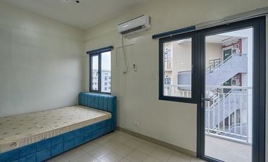 HILL072XB1A: For Rent Semi Furnished 1BR with Baclony in Hill Residences