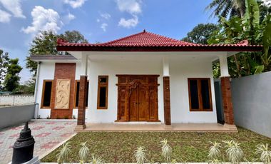RUMAH KLASIK MODERN SIAP CUSTOM JADI VILLA DI BOROBUDUR