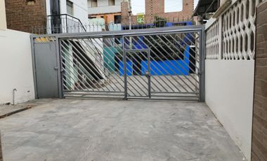 Oportunidad US$ 128,000 Previ Callao - Casa 2 Pisos - A.C.: 194,66 m²
