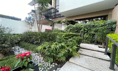 Casa en Venta en Bosques de las Lomas