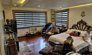 White Plains 6BR House & Lot with 3-Car Parking & Great View in Quezon City