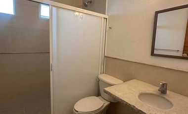 Se renta casa en La Marina