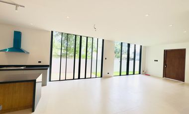 Stunning Brand New House & Lot with Roofdeck for Sale in BF Homes Parañaque City