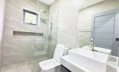 Stunning Brand New House & Lot with Roofdeck for Sale in BF Homes Parañaque City