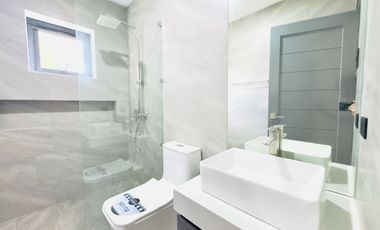 Stunning Brand New House & Lot with Roofdeck for Sale in BF Homes Parañaque City