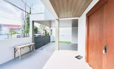 Stunning Brand New House & Lot with Roofdeck for Sale in BF Homes Parañaque City