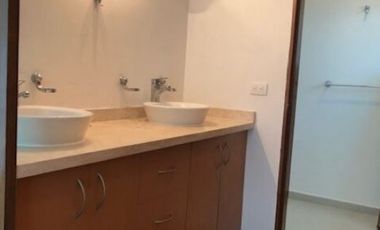 HERMOSA CASA EN CONDOMINIO EN ZONA EXCLUSIVA