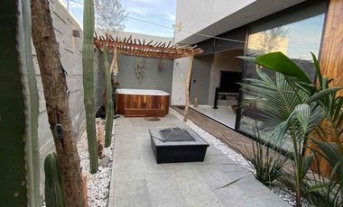 Residencia en Coto Privado