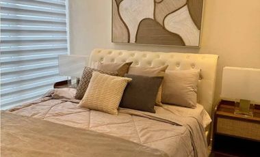 FOR SALE / LEASE: 2-Bedroom Townhouse / Duplex in M Residences at Mahogany Place, Taguig City