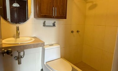 VENTA DE DEPARTAMENTO EN TERCER PISO EN SANTA VICTORIA DE CHICLAYO