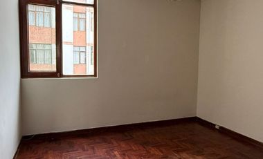VENTA DE DEPARTAMENTO EN TERCER PISO EN SANTA VICTORIA DE CHICLAYO