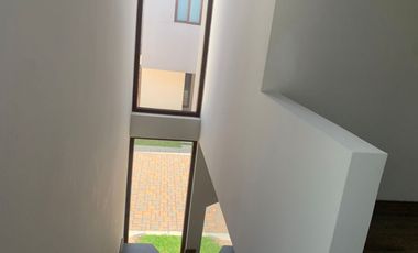 Venta casa en Cumbayá santa Ines