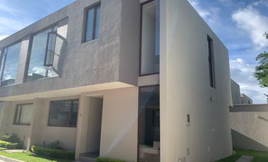 Venta casa en Cumbayá santa Ines