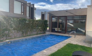 Venta casa en Cumbayá santa Ines