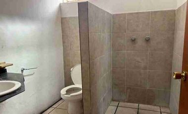 CASA DE 2 RECAMARAS Y ESTUDIO AMPLIA ACEPTAN 1 MASCOTA 💲 11500.00