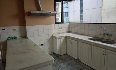 RENTA  DEPTO AMPLIO EN LA CORUÑA