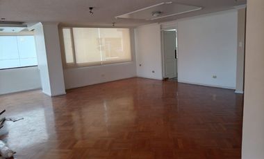 RENTA  DEPTO AMPLIO EN LA CORUÑA