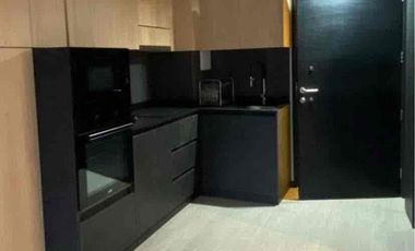 En arriendo departamento en la Costanera