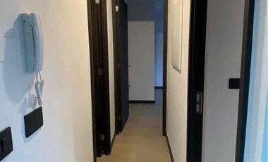 En arriendo departamento en la Costanera