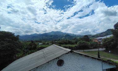 Venta Casa de Lujo Campestre Amoblada Sector Combia Pereira