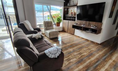 Venta Casa de Lujo Campestre Amoblada Sector Combia Pereira