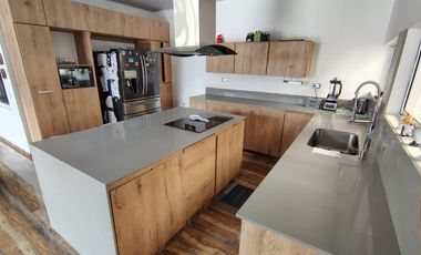 Venta Casa de Lujo Campestre Amoblada Sector Combia Pereira