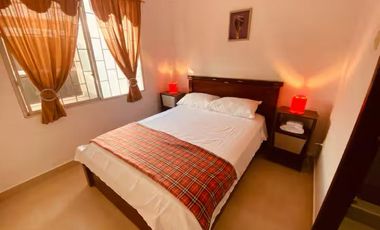 CASA EN VENTA DE UNA PLANTA CON 5 DORMITORIOS UBICADA EN BALLENITA