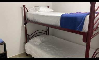 CASA EN VENTA DE UNA PLANTA CON 5 DORMITORIOS UBICADA EN BALLENITA