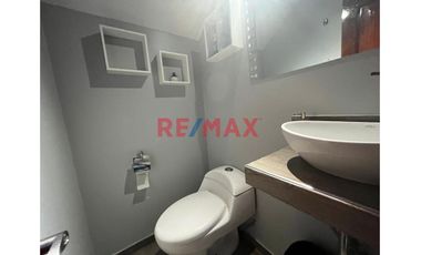 Vendo Casa Productiva De 3 Pisos + Estacionamiento En Urb. El Cortijo 181.20 M2 Cerca A La Corte Superior Natasha