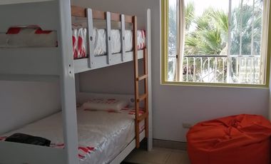 Ancón - Vendo lindo departamento frente al mar - 196m2, 4 dorm. terraza, un estacionamiento. US$170,000.00