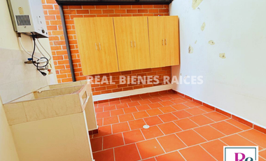 ¡Hermosa Casa en Unidad Cerrada con Excelente Ubicación!