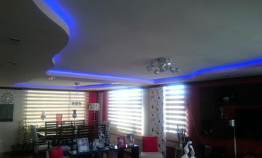 HERMOSA CASA DE DOS PISOS EN LA CIUDAD DE AMBATO EN VENTA