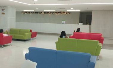 Vendo Consultorio en el Centro Internacional de Especialistas HIC