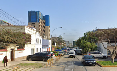 Venta casa en Jesús María (cerca a EsSalud y Canal 5)