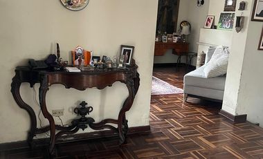 Venta casa en Jesús María (cerca a EsSalud y Canal 5)