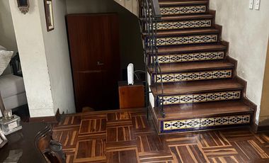 Venta casa en Jesús María (cerca a EsSalud y Canal 5)